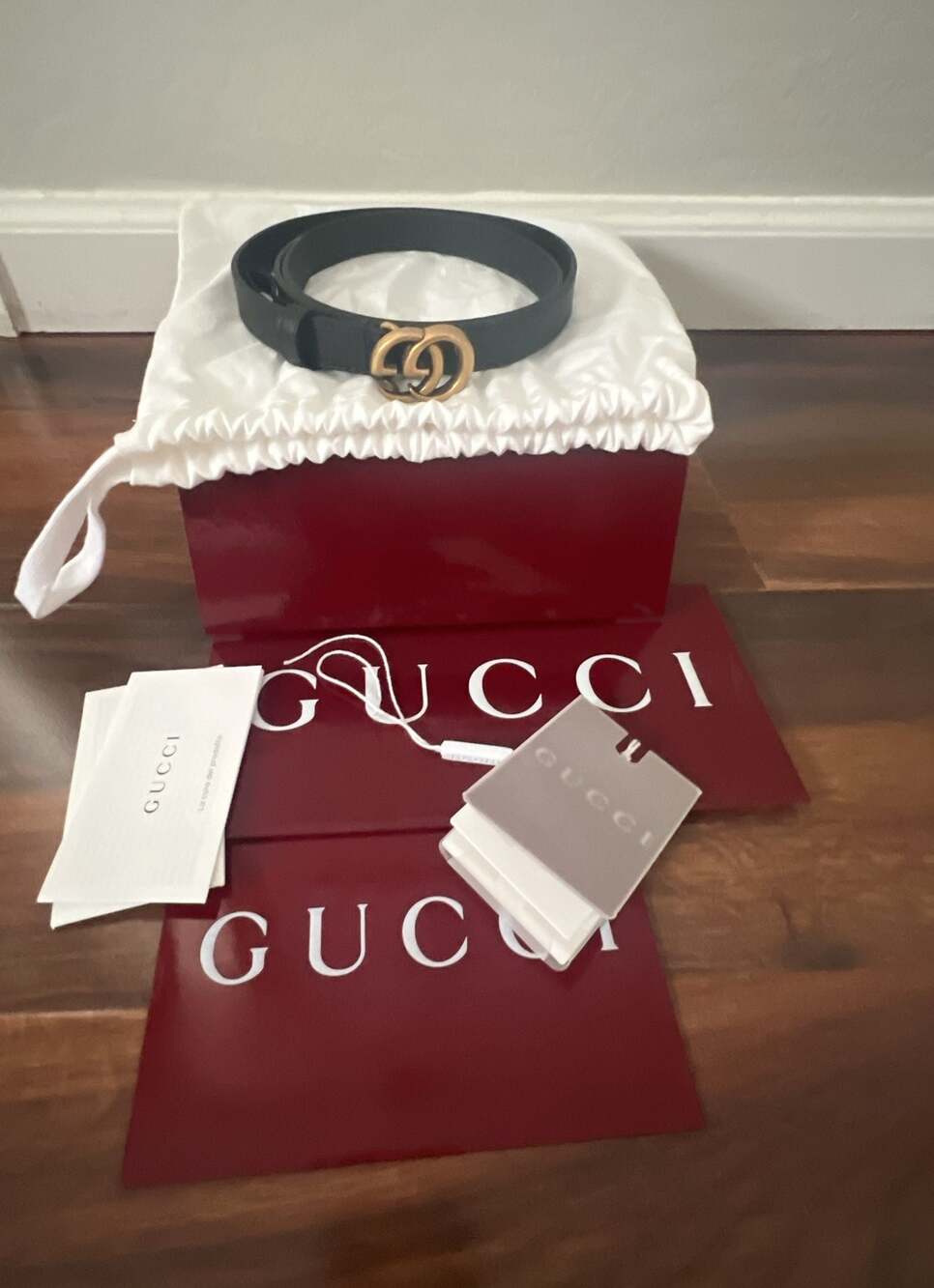 Gucci Double G Marmont Black Leather Belt with Gold Buckle Size 90 - Picture 9 of 9